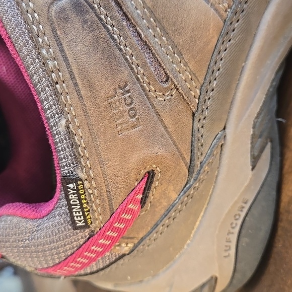 Keen Hiking Shoes Circadia WP Womens Size 7 Steel Gray Boysenberry - Picture 3 of 9